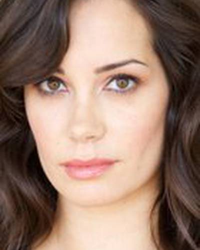 Эмии Конн фото