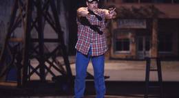 Кадр из фильма "Комедийный тур голубых воротничков" - 1