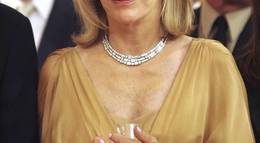 Кадр из фильма "Грязные мокрые деньги" - 1