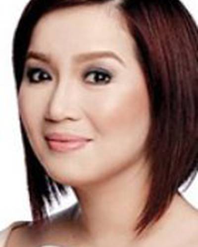 Крис Акино фото