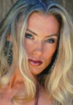 Эйприл Мур фото