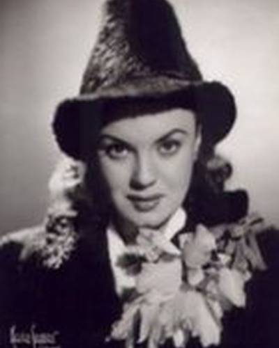 Элла Логан фото