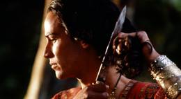 Кадр из фильма "Маленький Будда" - 1