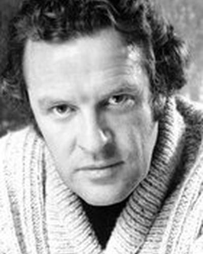 Стюарт Финлэй-МакЛеннан фото