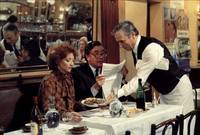 Кадр Официант