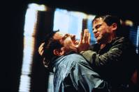 Кадр Рискуя жизнью