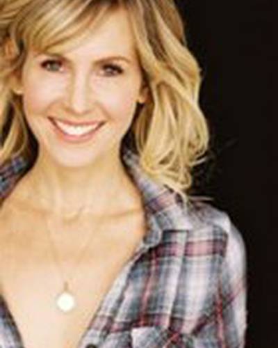 Кортни Рэкли фото