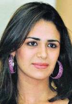 Мона Сингх фото