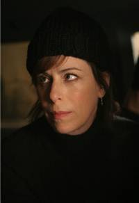 Кадр Малкольм в центре внимания