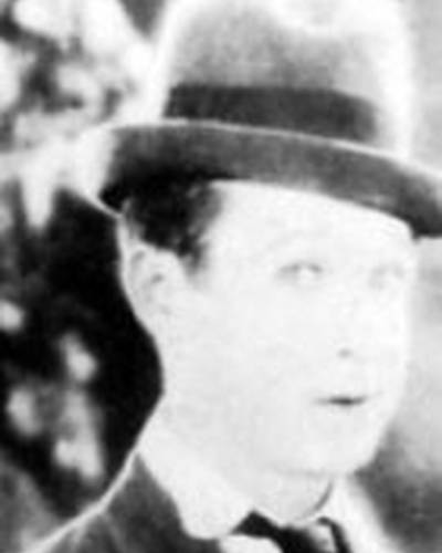 Гарри Лэнгдон фото