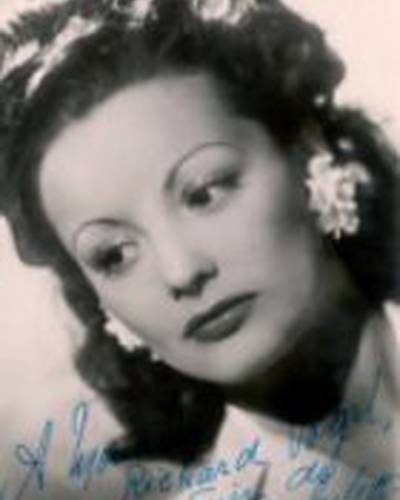 Louise Carletti фото