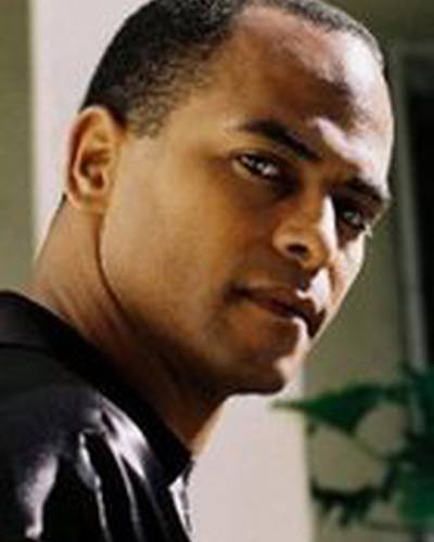 Тони Джонс фото