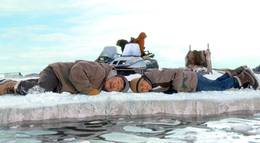 Кадр из фильма "Все любят китов" - 1