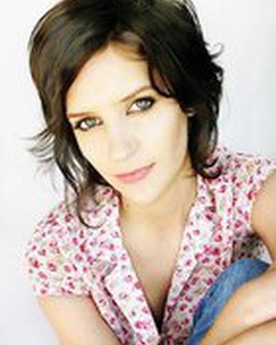 Риана Гриффит фото