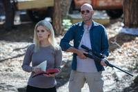 Кадр Превосходство