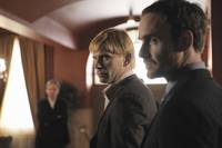 Кадр Быть человеком