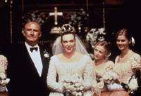 Кадр Свадьба Мюриэл