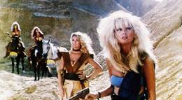 Кадр из фильма "Америка-3000" - 2