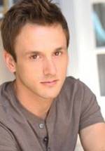 Адам МакАртур фото