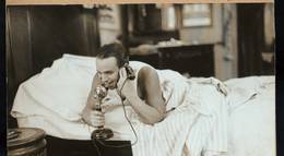 Кадр из фильма "Его фотография в газетах" - 2