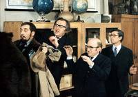 Кадр Шесть медведей и клоун Цибулка