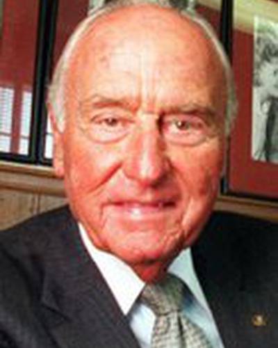 А.К. Лайлс фото