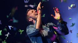 Кадр из фильма "Coldplay Live 2012 (видео)" - 1