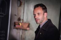 Кадр Элементарно