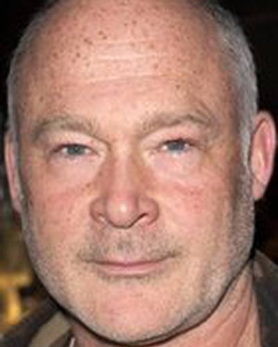 Ивэн Стюарт фото