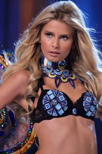 Кадр Показ мод Victoria's Secret 2007