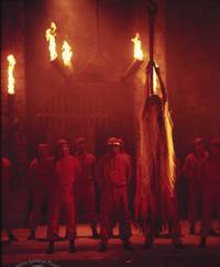 Кадр Поверженный идол