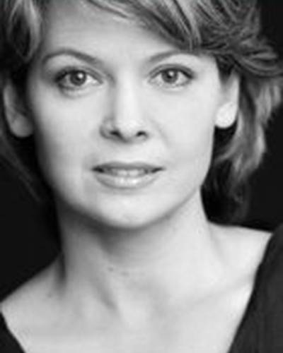 Люси Ньюман-Уильямс фото