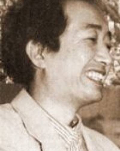 Ёсифуми Кондо фото