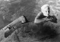 Кадр Что-то должно случиться