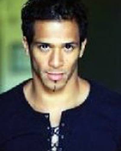 Аарон Окто фото