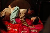 Кадр Пусть летят пули