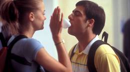 Кадр из фильма "Чуваки" - 2