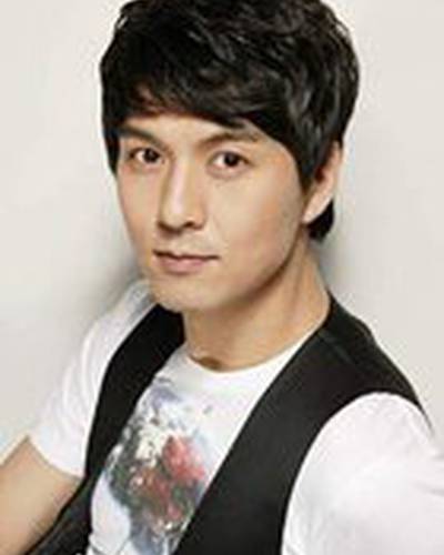 Ли Пхиль Мо фото