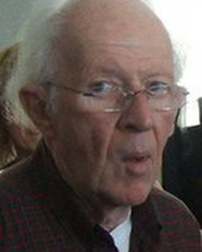 Ральф МакКуорри фото