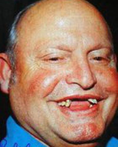 Джон Райкер фото