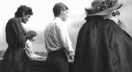 Кадр из фильма "Классовые отношения" - 2