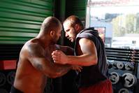 Кадр Ржавчина и кость