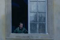 Кадр В краю крови и меда