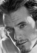 Лоуренс Гуган фото