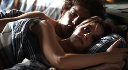 Кадр из фильма "Между нами, девочками" - 1