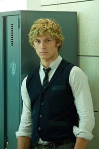 Кадр Страшно красив