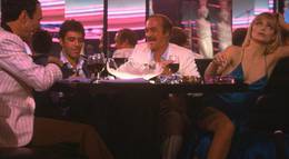 Кадр из фильма "Лицо со шрамом" - 1