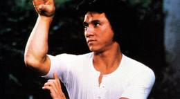 Кадр из фильма "Змея в тени орла" - 1