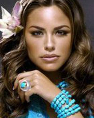 Анджелина Ассерето фото