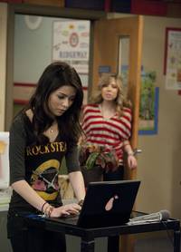 Кадр АйКарли